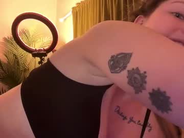 girl
        addiebauer cam image #4026650