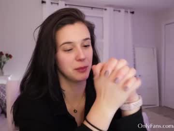 girl
        onlyems23 cam image #283049