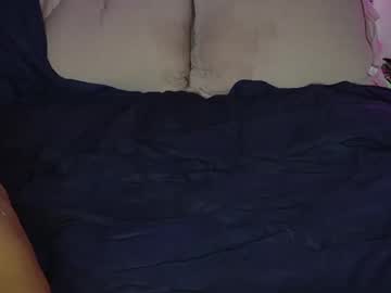 couple
        blondiluvsanal cam image #2733082