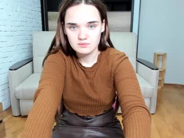 girl
        angel__amy cam image #197110