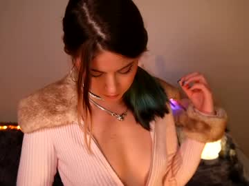 girl
        akira_mori cam image #3799529