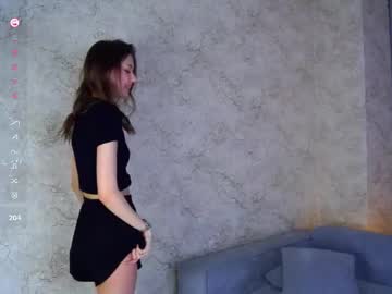girl
        linnhaskell cam image #4488576