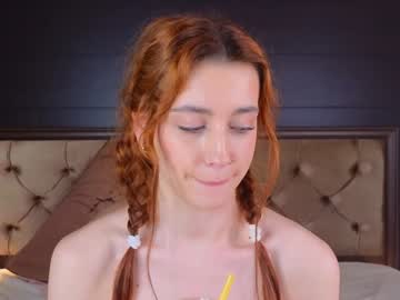 girl
        chloe_rizzi cam image #3168900