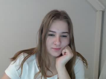 girl
        ripe_cherry69 cam image #382051