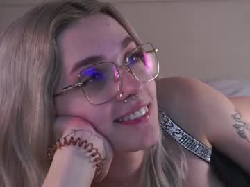 girl Webcam Girls Sex Thressome And Foursome with elinacherry