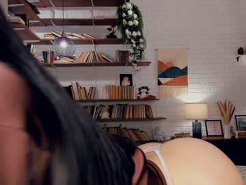 girl
        riskyproject cam image #3950351