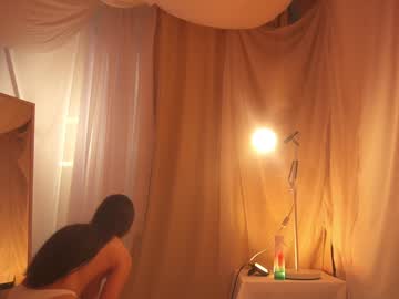 girl
        sunny_maria cam image #3642909