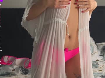 girl
        elvaappling cam image #3555085