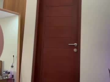 girl
        heyitscoco_xx cam image #3587431