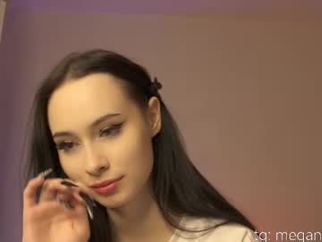 girl
        top_of_passion cam image #4129972