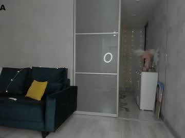 girl
        mia_devill cam image #538451