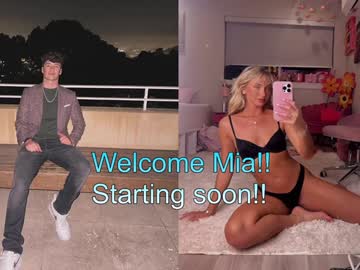 couple
        alpha_luke cam image #3997490
