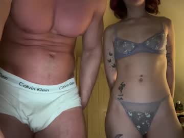 couple
        johnwood1993 cam image #4350992