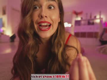girl
        hannahjames710 cam image #1712814