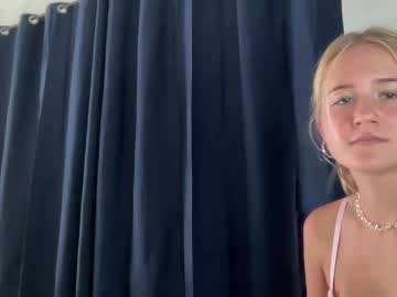 girl
        itsssosierra cam image #4010457