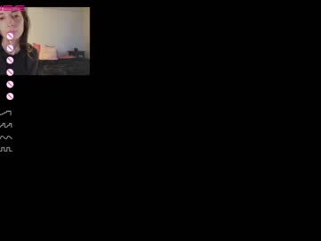 girl
        rosykindred cam image #866359