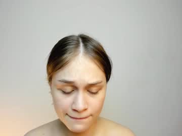 girl
        candy__mandy cam image #975413