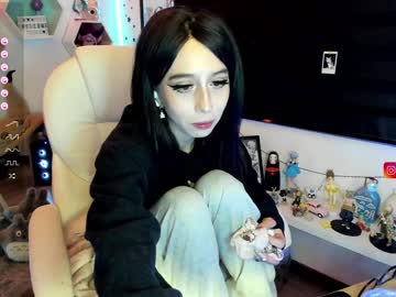 girl
        stephymoon_ cam image #1609002
