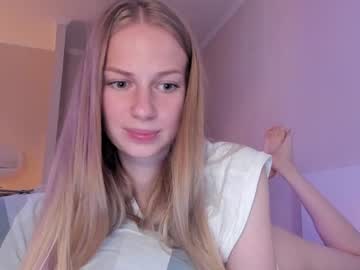 girl
        magic_couple13 cam image #3103991