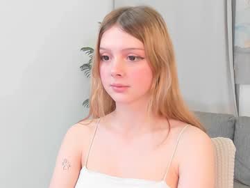 girl
        little_anitta cam image #2171456