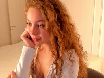 girl
        landrycarney cam image #2043322