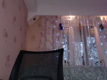 girl
        incrediblyomelia cam image #3701758