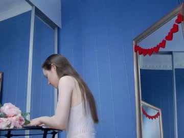 girl
        kriskras__ cam image #2504466