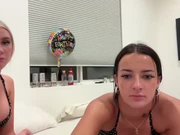 girl Webcam Girls Sex Thressome And Foursome with delaneywaters