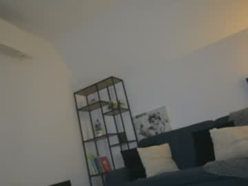 girl
        allayah cam image #3817790