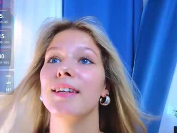 girl
        katie_dierse cam image #4531592
