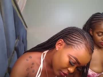 girl
        _mariella cam image #1129060