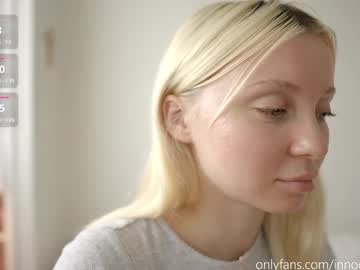 girl
        pureangeldolores cam image #3429638