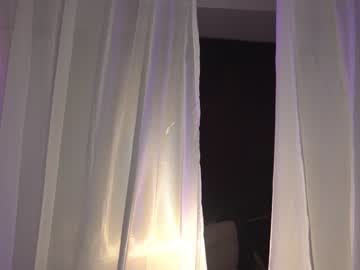 girl
        sophia_lean cam image #1081325