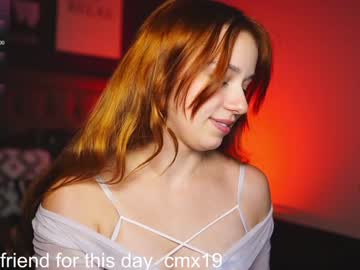 girl
        alice_russel cam image #3161899