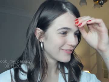 girl
        look_my_passion cam image #1875989