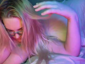 girl
        x_dreamgirl_x cam image #4634970
