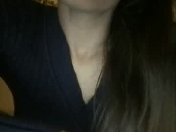 girl
        amysmilez cam image #536956