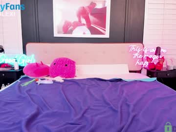 girl
        misolexi cam image #2910159