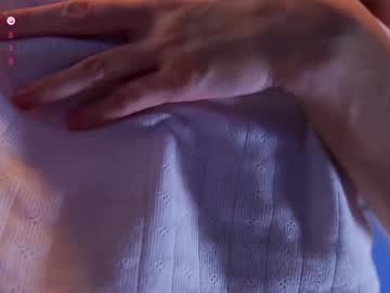 girl
        lucie_beltran cam image #4164336