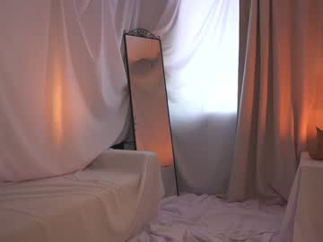 girl
        sunny_maria cam image #3270220