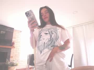 girl
        kendalltyler cam image #2214155