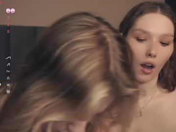 couple
        vivid_girls cam image #4160924