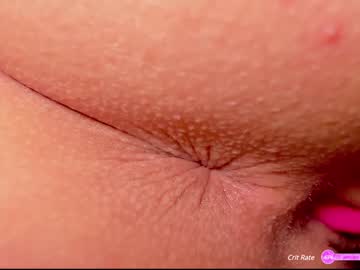 girl
        _witch__ cam image #3554188