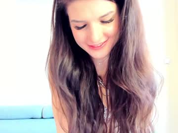 girl
        elaanna cam image #4190142