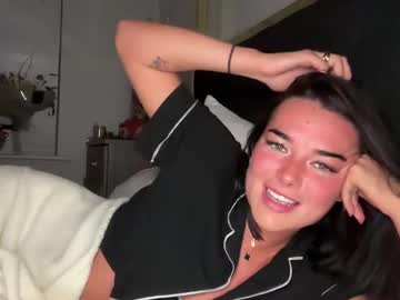 girl
        cuteroselyn cam image #3474942