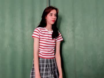 girl
        elleweaver cam image #1053275