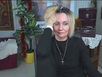 girl
        lilithlevite cam image #2143555