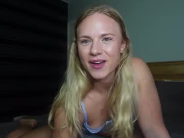 girl
        hj123streams cam image #3254068