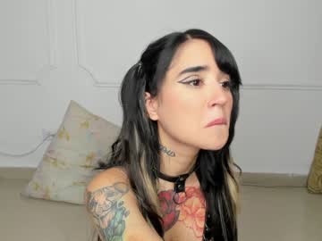 girl
        lonelly_lolly98 cam image #896629