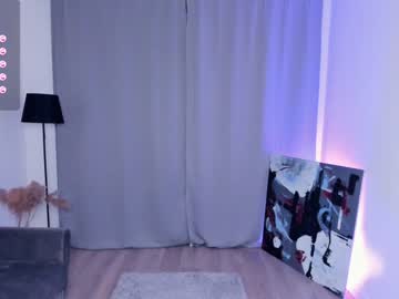 girl
        vicky_tells cam image #2266769